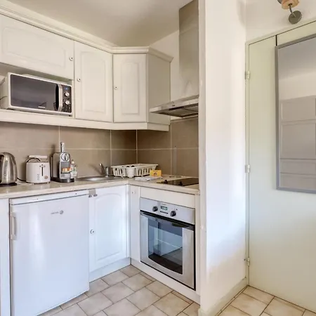 Lavandou - T2 In The Center - 200 M From The Sea * Le Lavandou